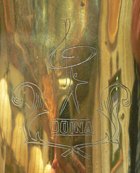 Doina Logo