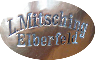  Logo